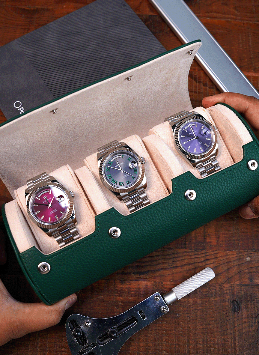 Rollo de reloj verde: Tres relojes