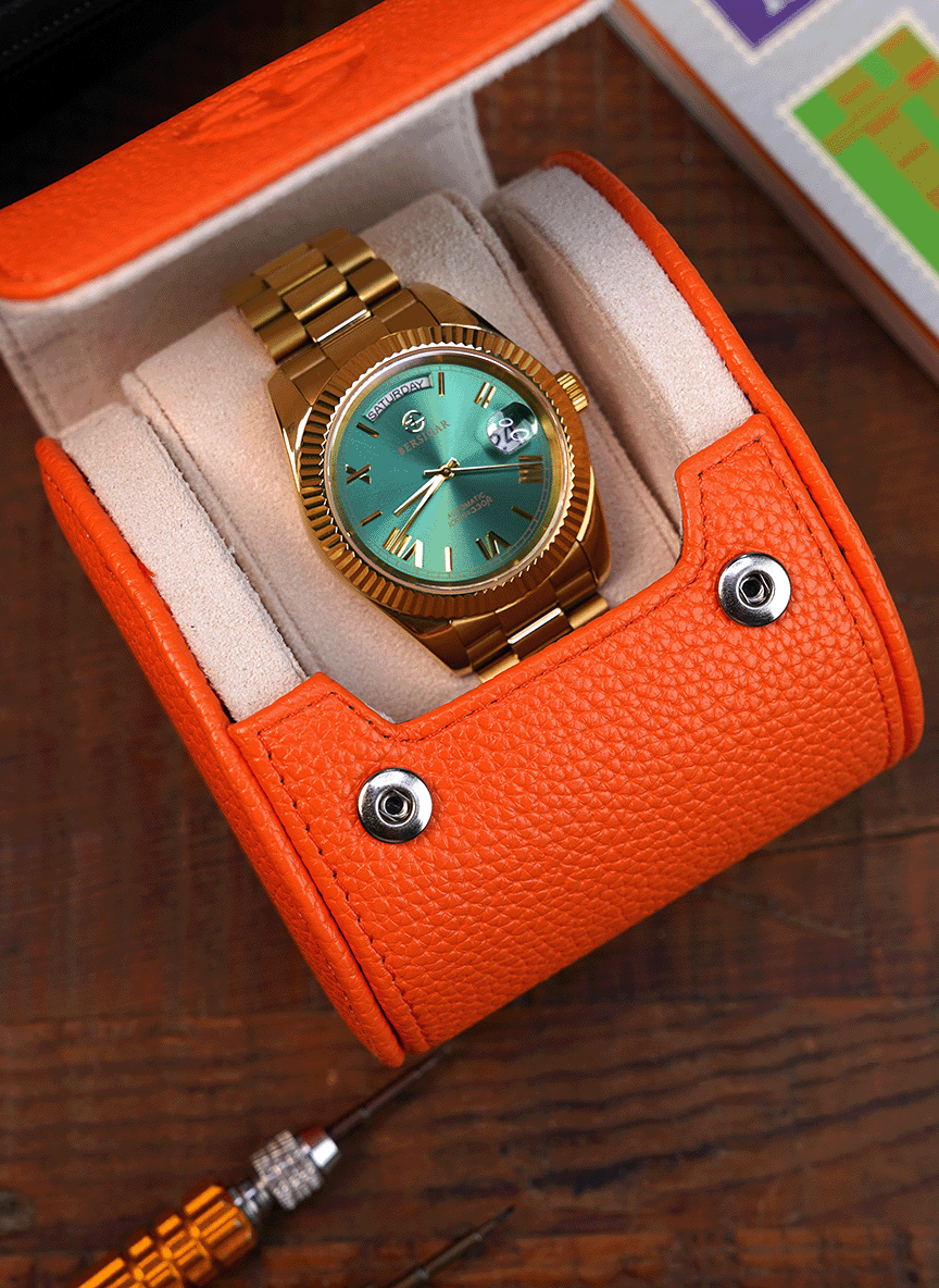 Orange Watch Roll – One Watch