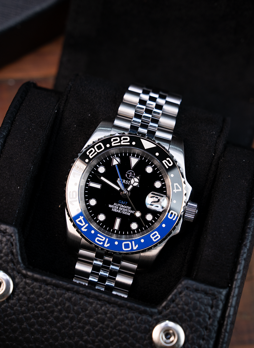 Rollo de reloj negro – Un reloj