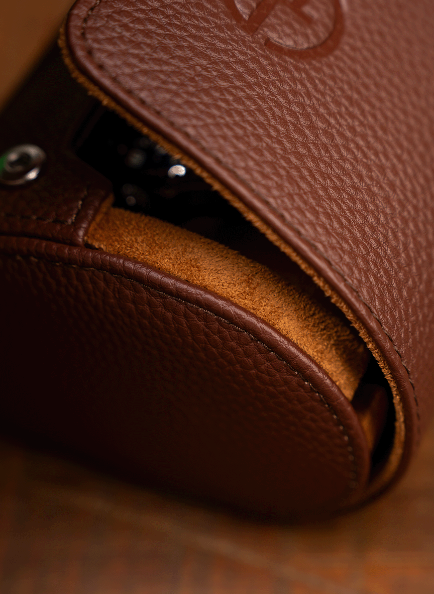 Brown Watch Roll – Eine Uhr