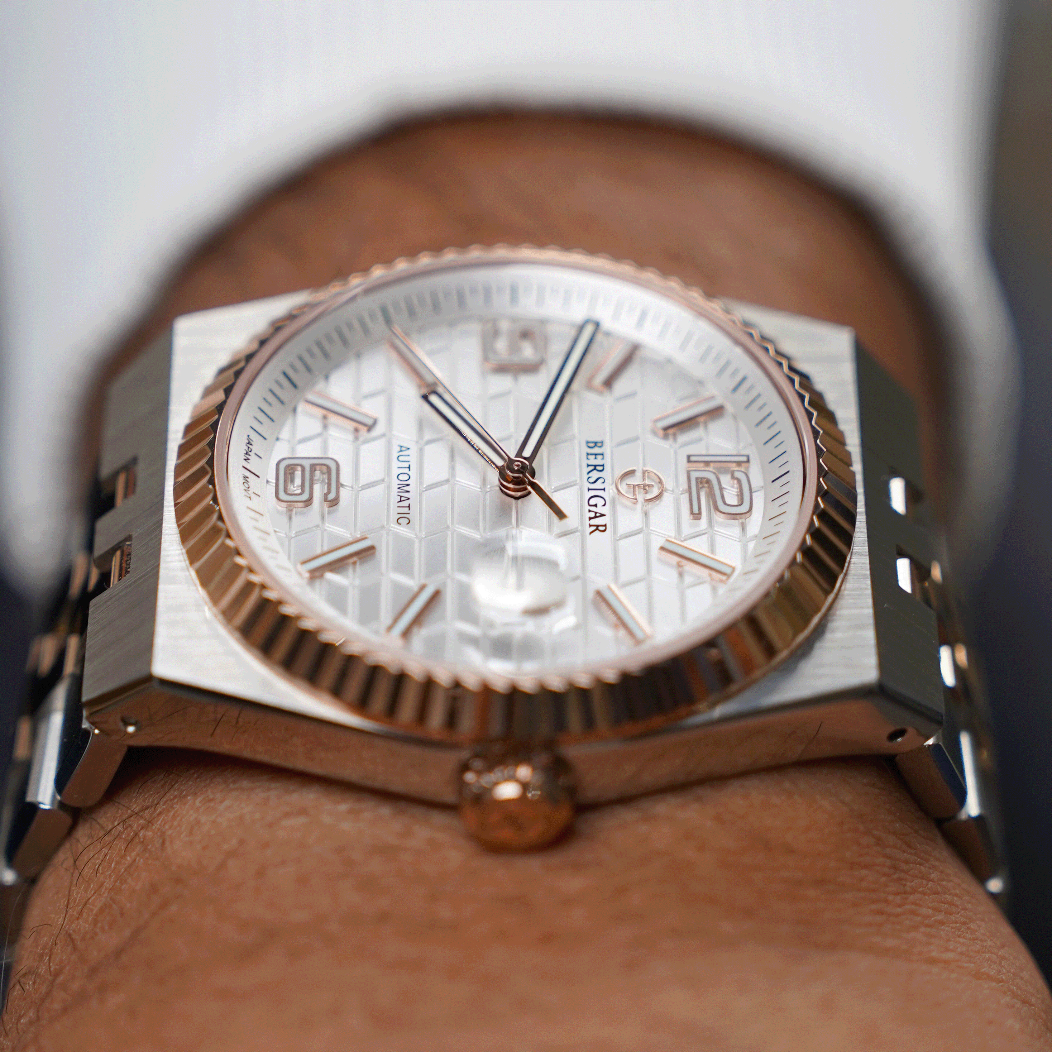 BERSIGAR LUXAURA YS027