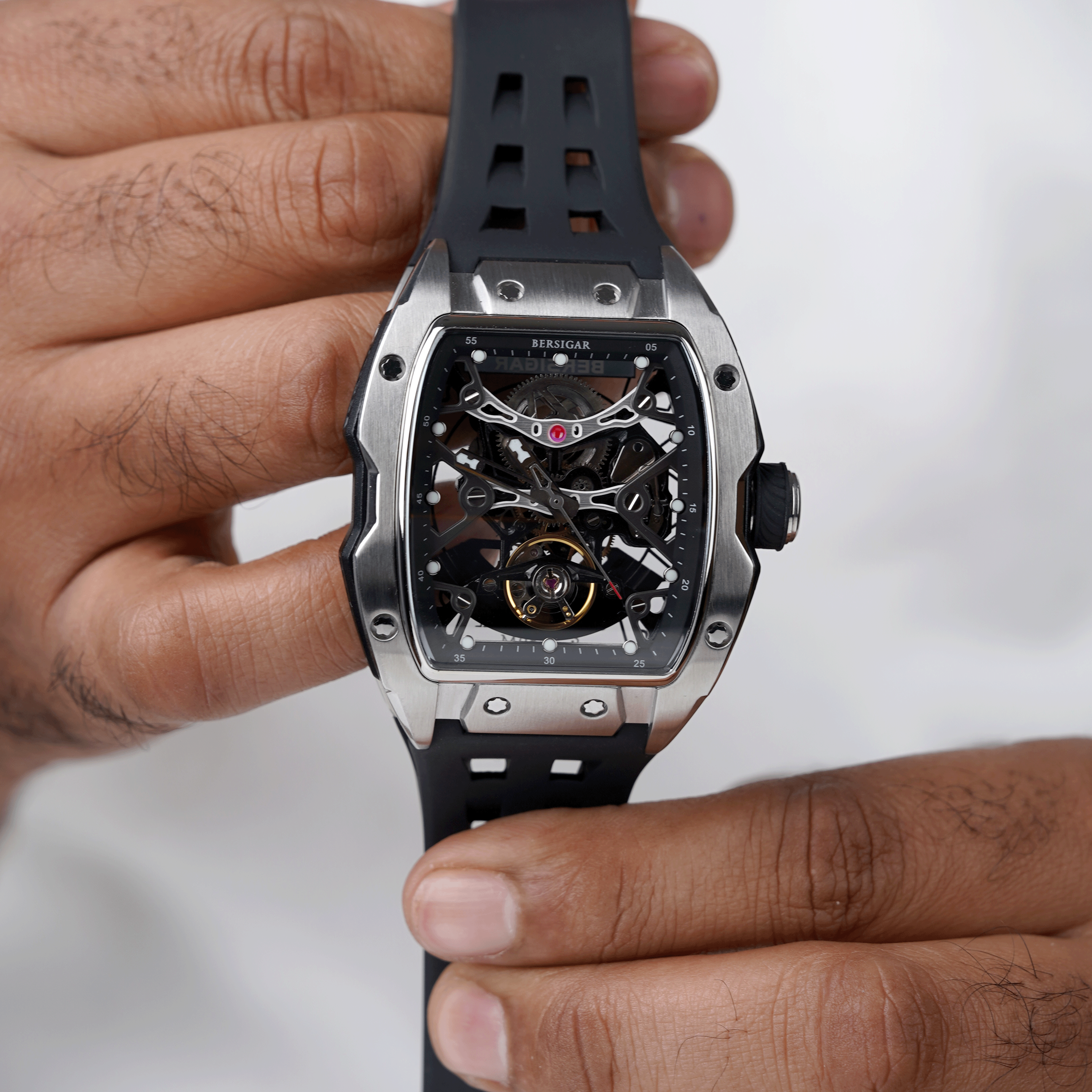 BERSIGAR RICHARDO YS018