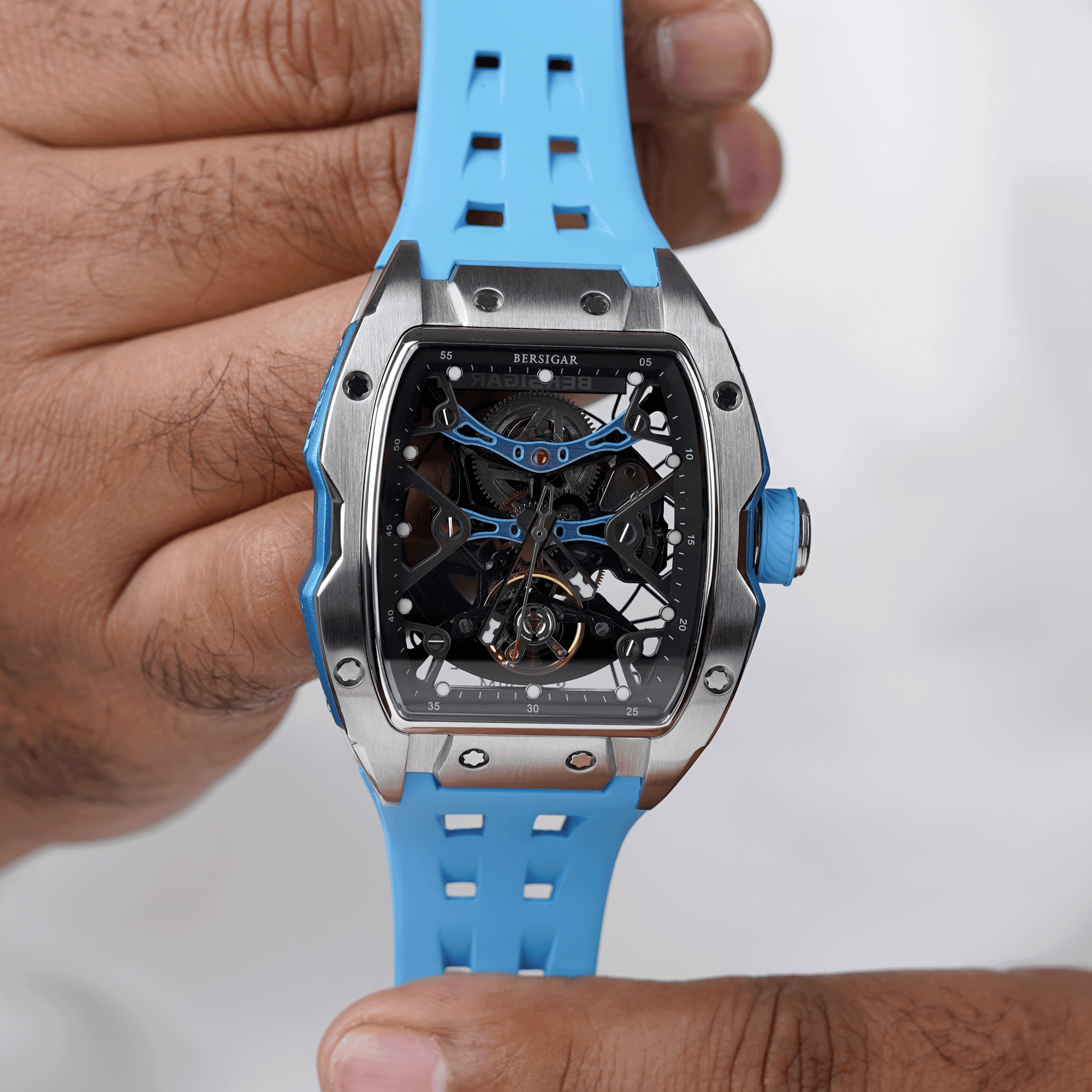 BERSIGAR RICHARDO YS018